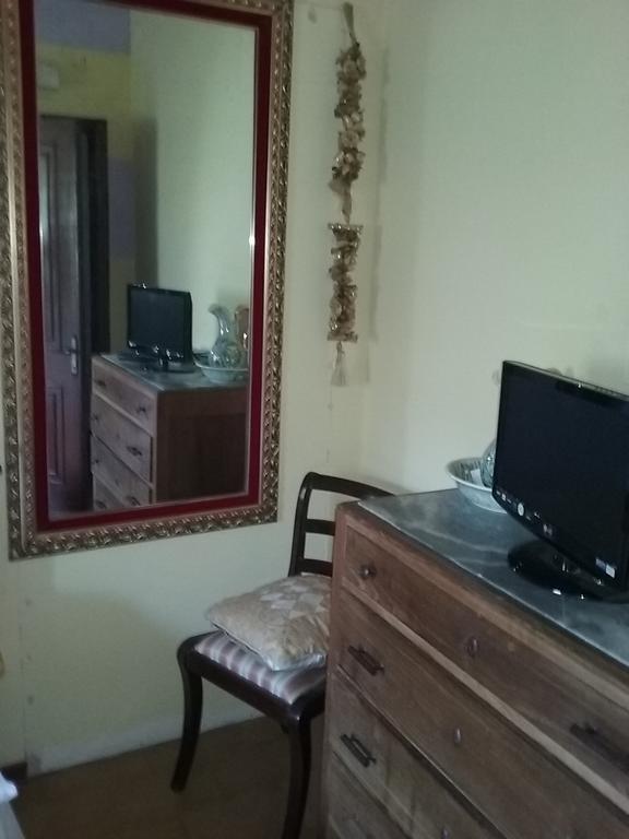 Casa Virgilio Bed & Breakfast Fosdinovo Room photo